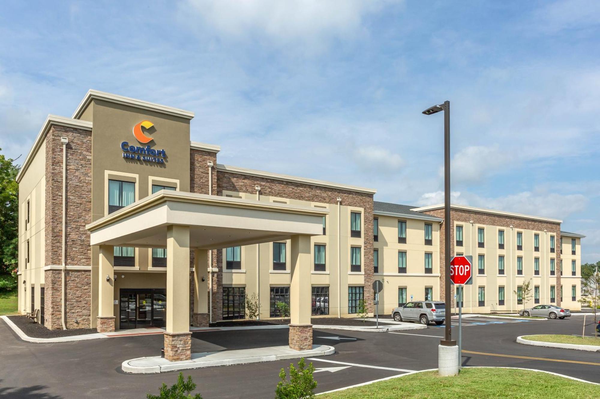 Comfort Inn & Suites Gap Amish Country Buitenkant foto