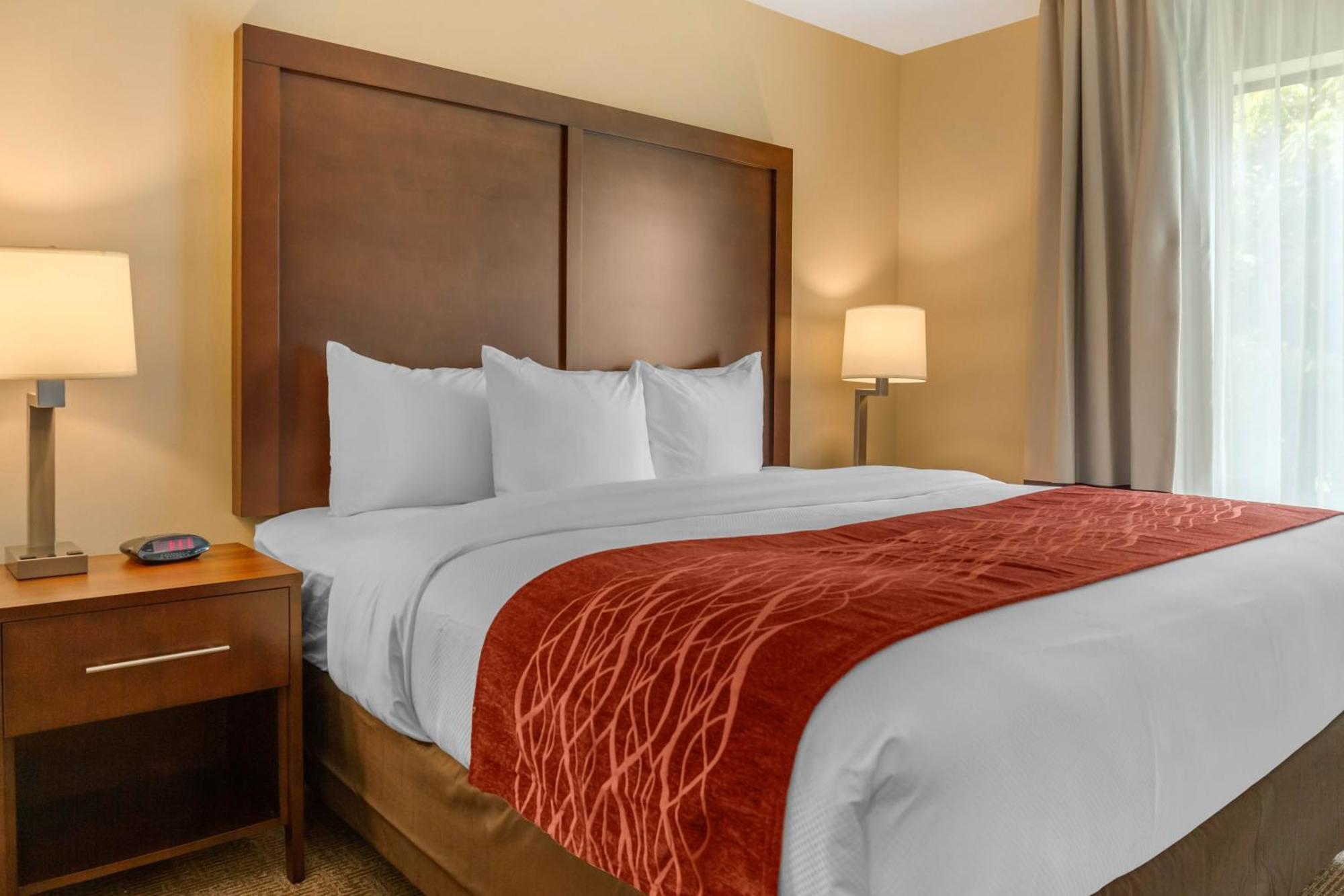 Comfort Inn & Suites Gap Amish Country Buitenkant foto