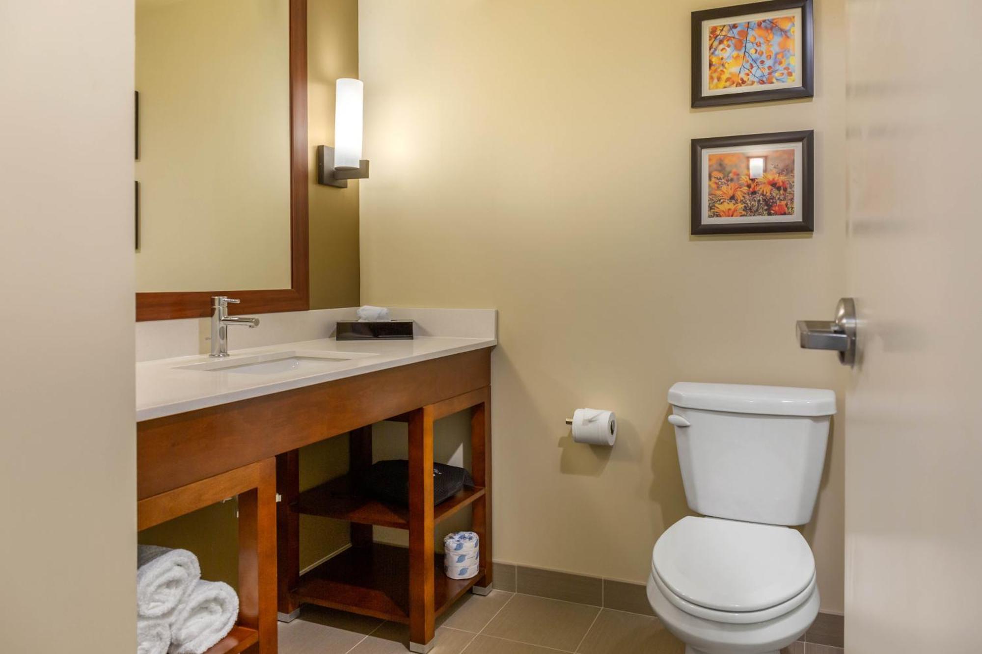 Comfort Inn & Suites Gap Amish Country Buitenkant foto