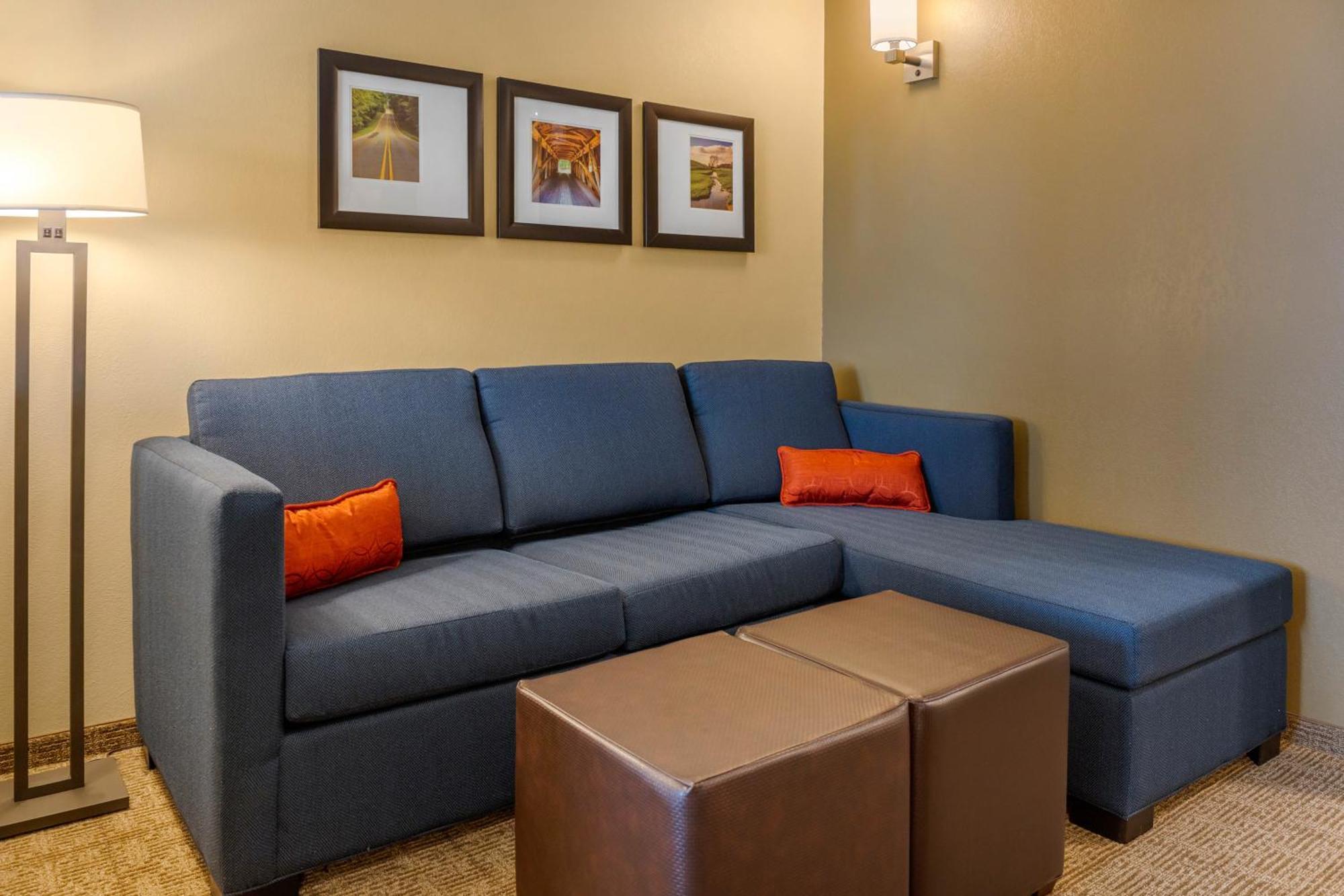Comfort Inn & Suites Gap Amish Country Buitenkant foto
