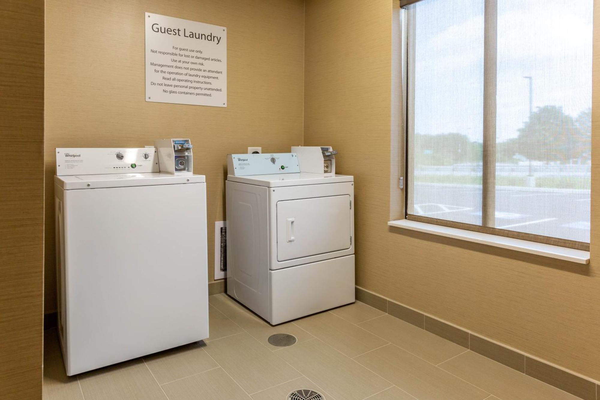 Comfort Inn & Suites Gap Amish Country Buitenkant foto