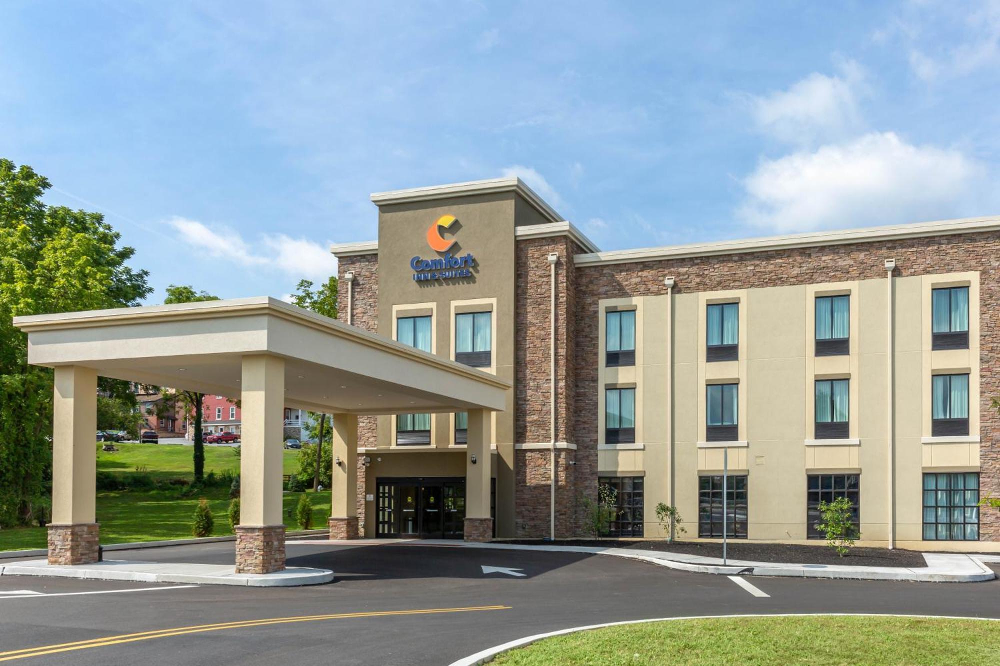 Comfort Inn & Suites Gap Amish Country Buitenkant foto