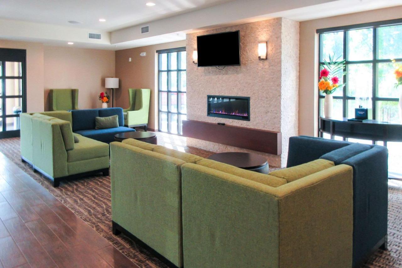 Comfort Inn & Suites Gap Amish Country Buitenkant foto