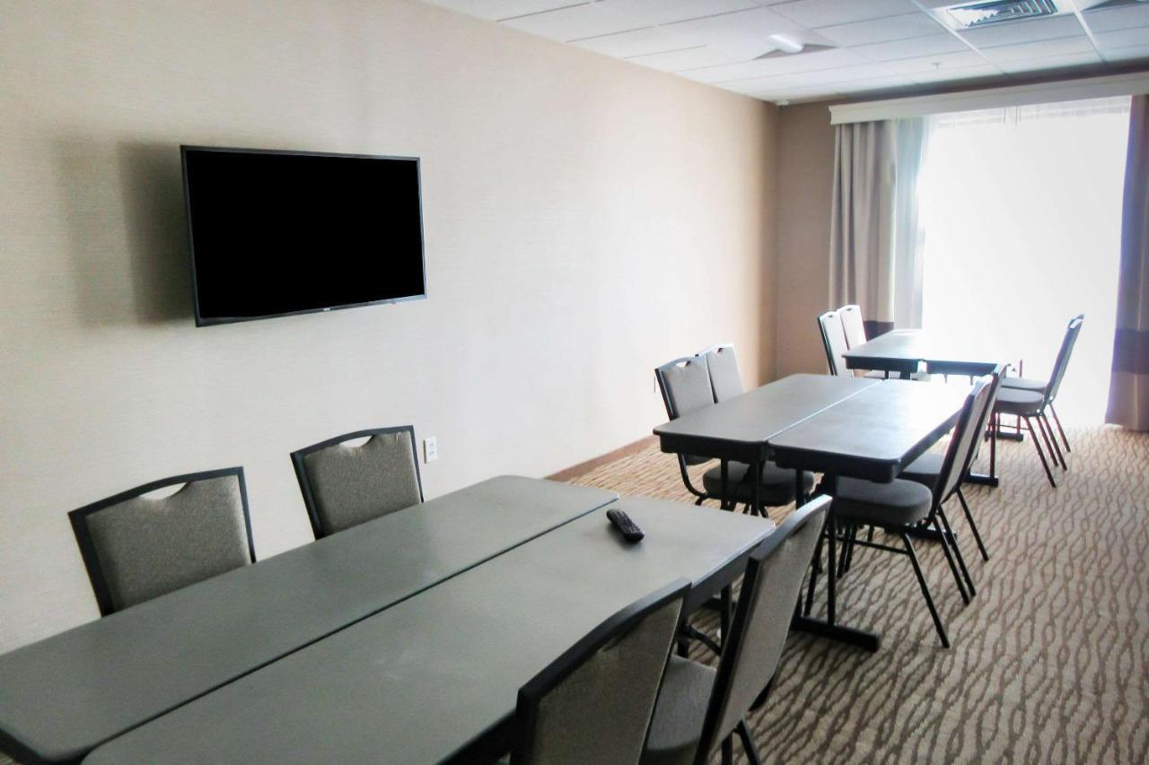 Comfort Inn & Suites Gap Amish Country Buitenkant foto